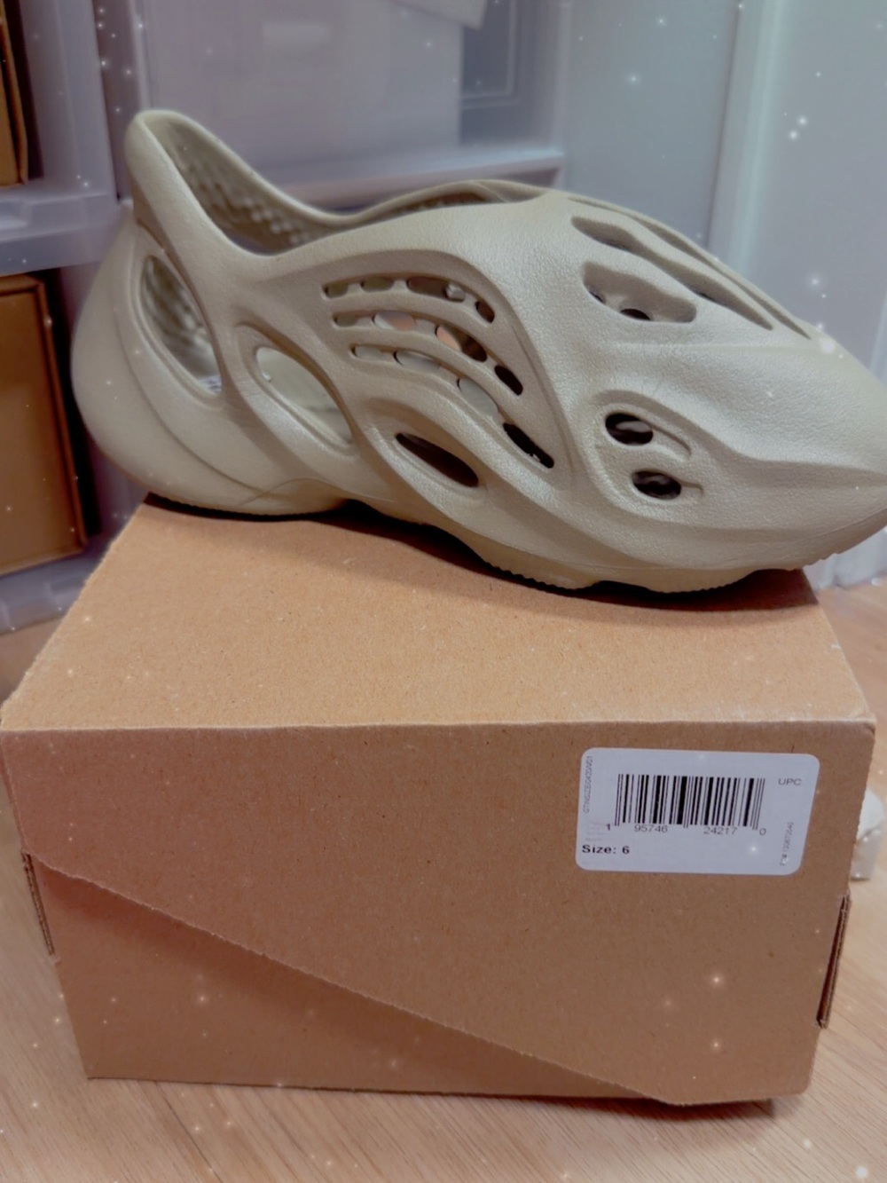 Yeezy Foam Runner Slip-On in Olive Green